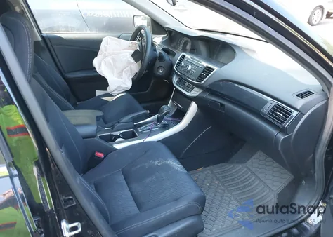 2015 Honda Accord Sport z USA, uszkodzony, nr VIN 1HGCR2F5XFA054220